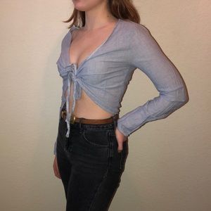 Long sleeve tie crop top